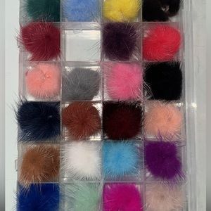 Nail Pom Poms